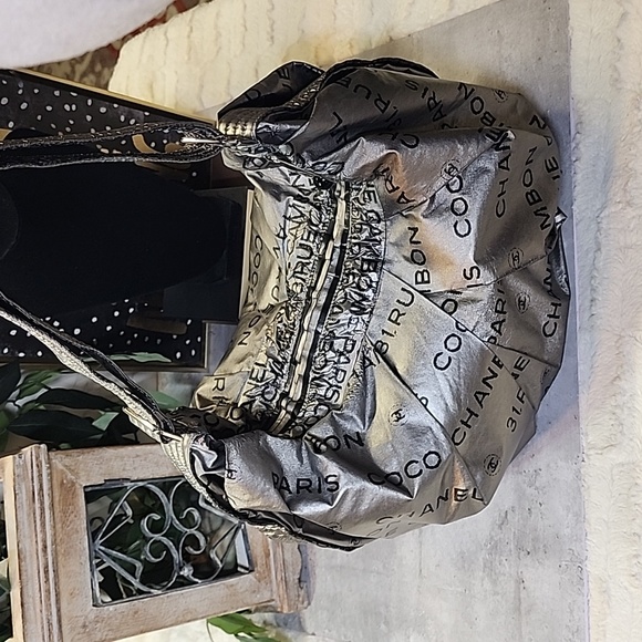 TRADE Chanel Hobo style handbag - Picture 5 of 16